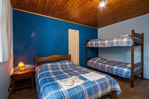 Triple Room | Minibar, free WiFi