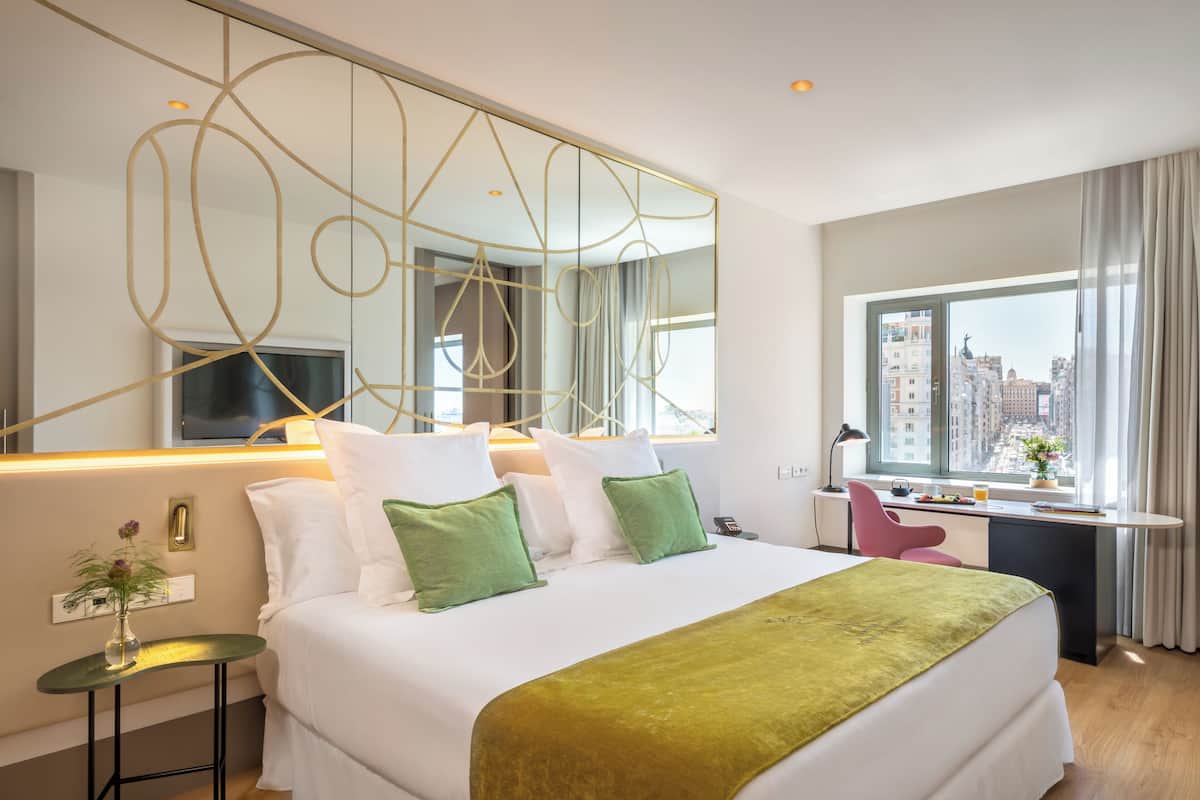 Ropa de cama de alta calidad, colchones Select Comfort, minibar