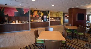Desayuno buffet incluido todos los días