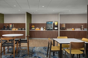 Colazione a buffet inclusa, servita tutte le mattine 