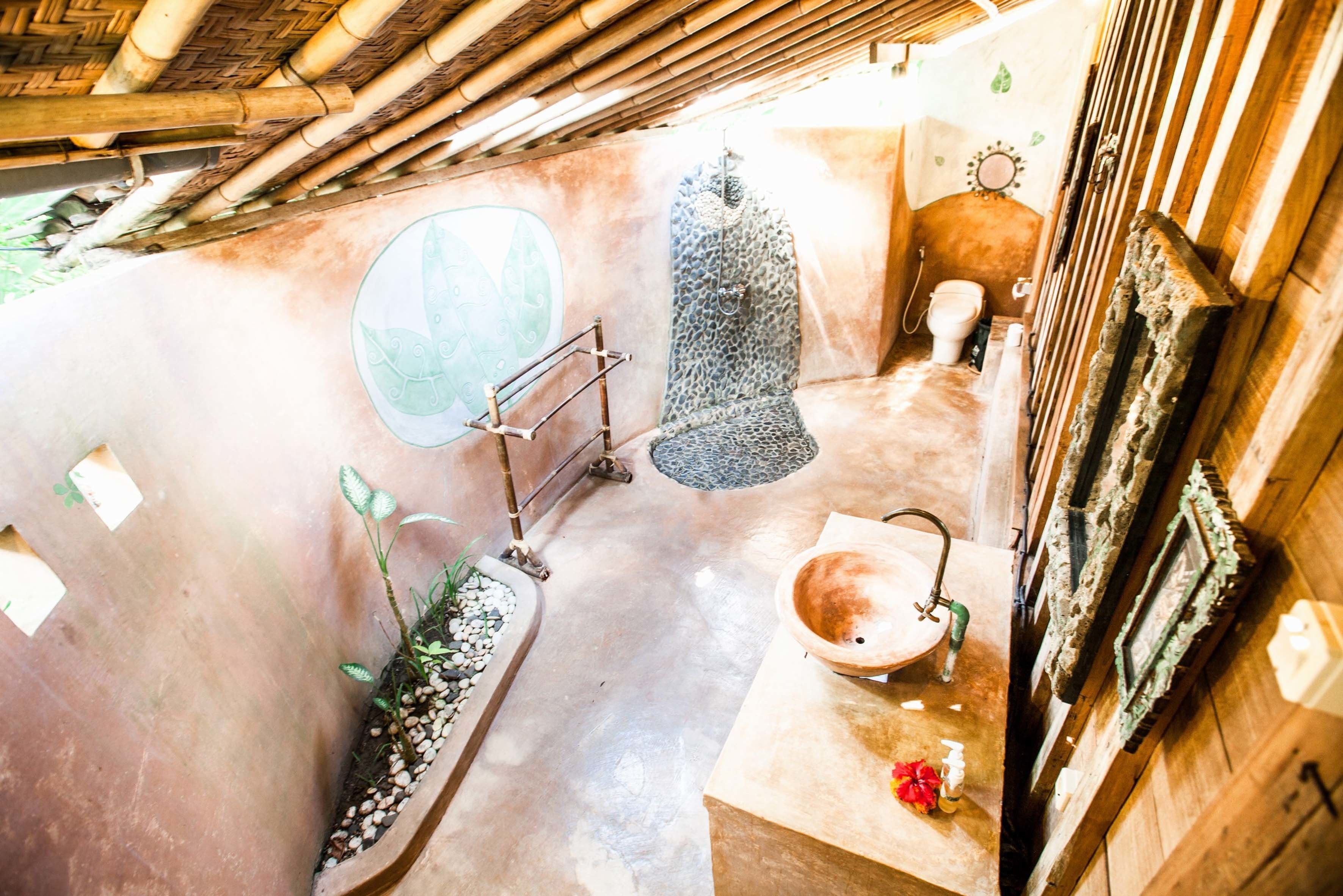 family bungalow deluxe (with ac) | 1 bedroom, in-room safe, desk, bed sheets