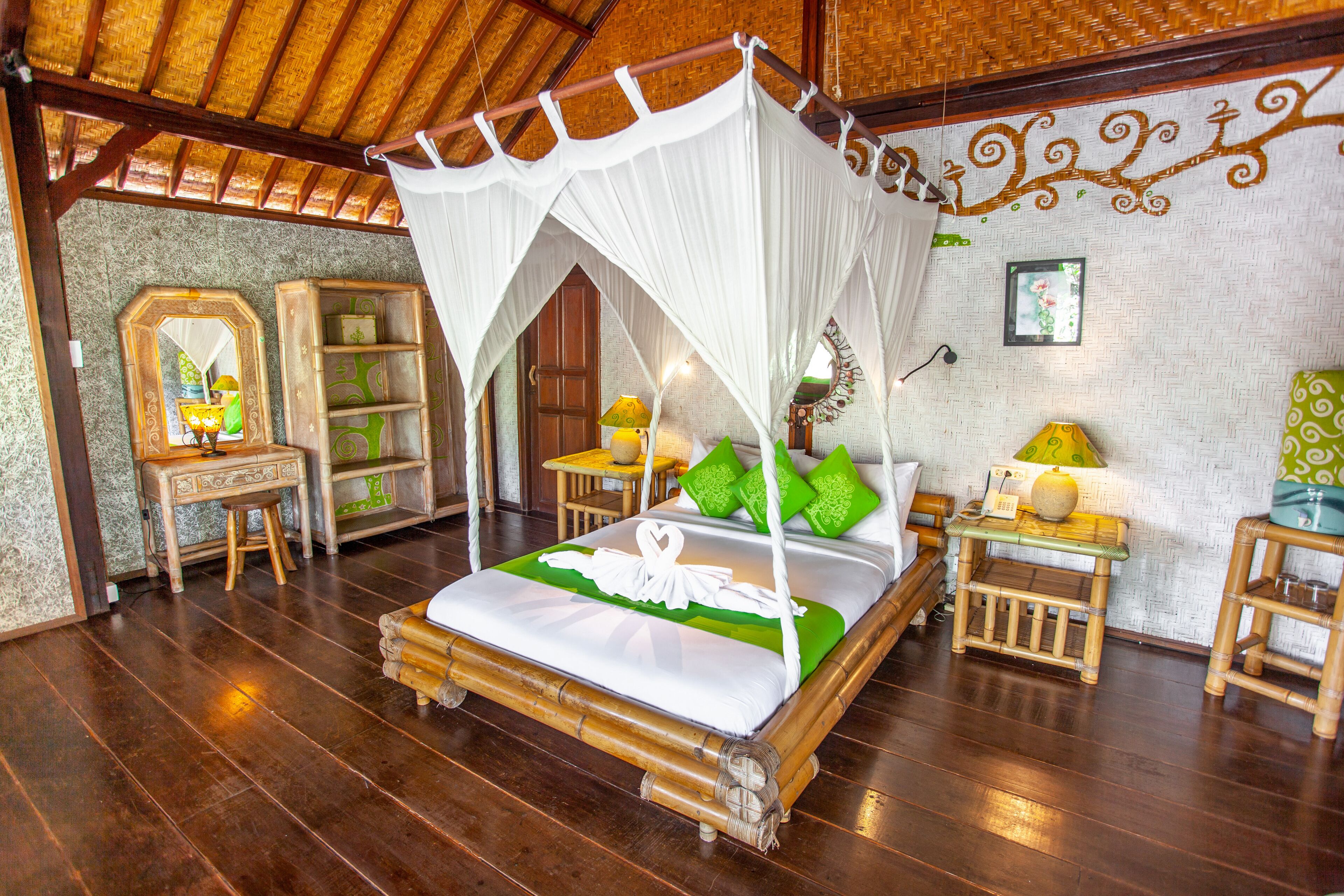 traditional room (no ac) | 1 bedroom, in-room safe, desk, bed sheets