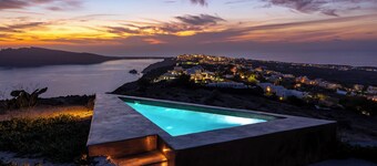 270 Oia's View