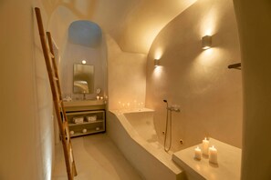Villa, 1 Bedroom, Private Pool | Bathroom | Shower, free toiletries, hair dryer, towels
