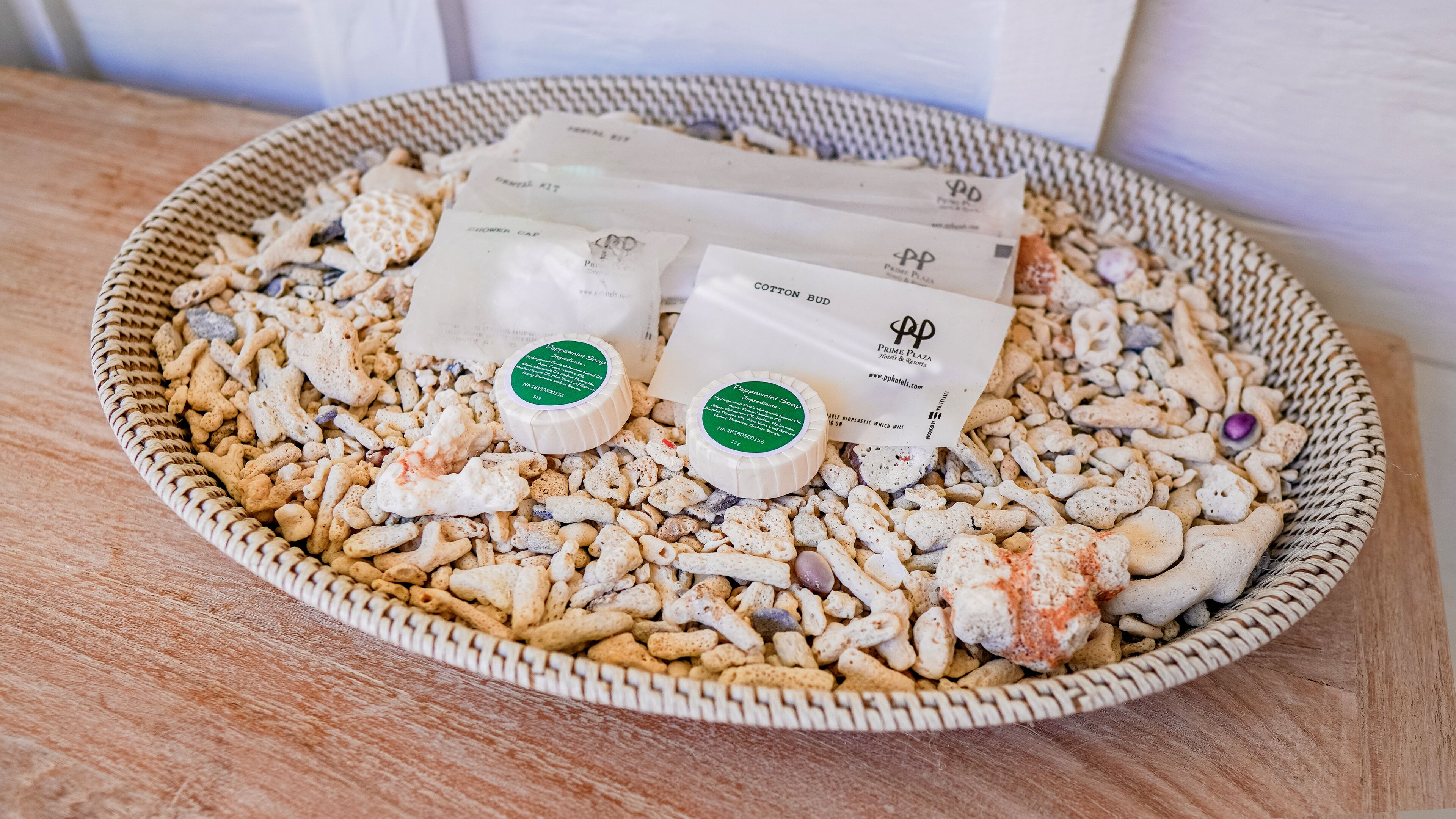 shower, free toiletries, towels