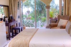 Comfort Double Room | In-room safe, desk, blackout drapes, free WiFi - Anchors Rest Guest House (Umhlanga)