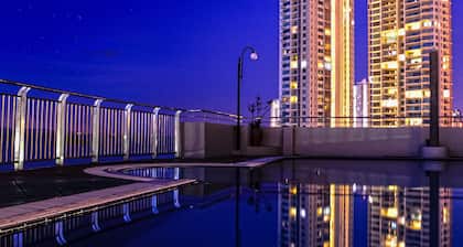 Leisure Cove Hotel & Apartments