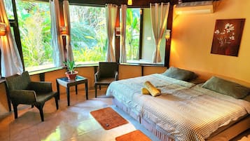 Standard Double Garden View (S) | Minibar, desk, iron/ironing board, free WiFi