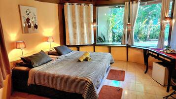 Standard Twin Garden View (A) | Living area | LED TV