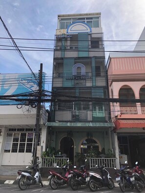 Overnatningsstedets facade