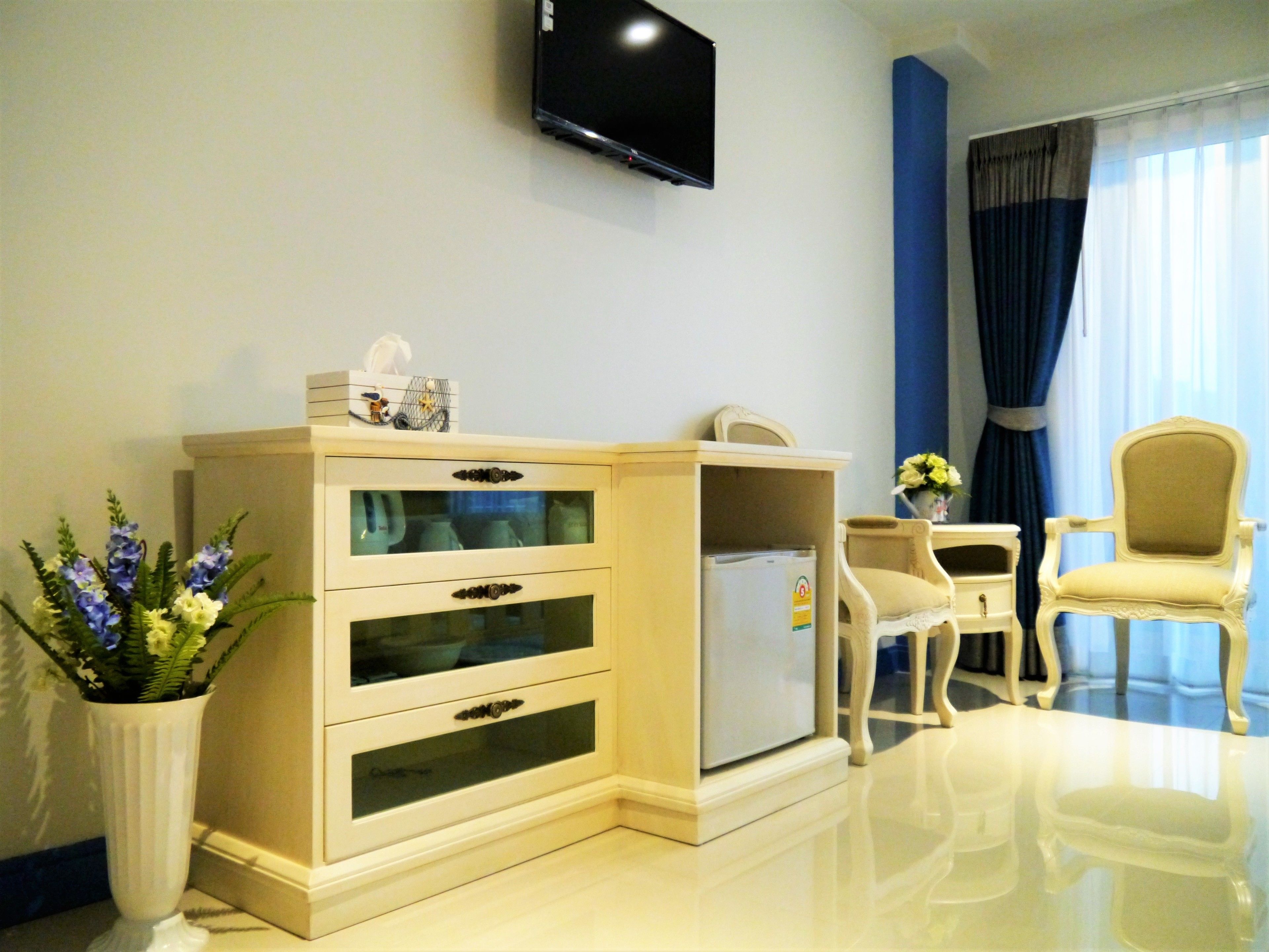 Room amenity