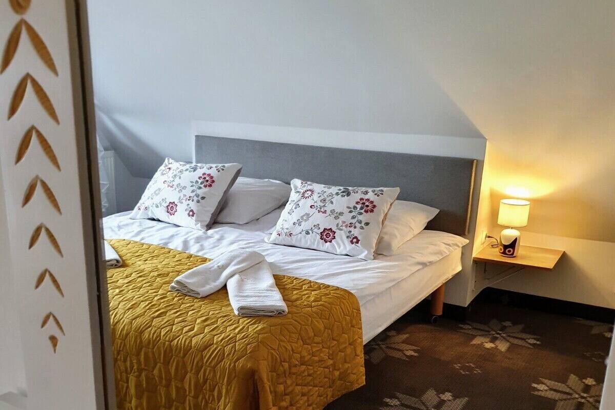 Apartamento, 2 quartos (7. Giewont) | Escrivaninha, quartos à prova de som, ferros/tábuas de passar roupa