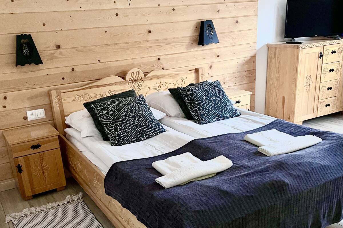 Apartamento, 1 quarto (6. Kasprowy Wierch) | Escrivaninha, quartos à prova de som, ferros/tábuas de passar roupa