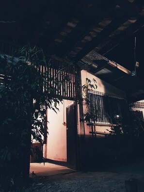 Majoituspaikan sisäänkäynti