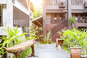 Property grounds - Arun Rawee (Chiang Mai)