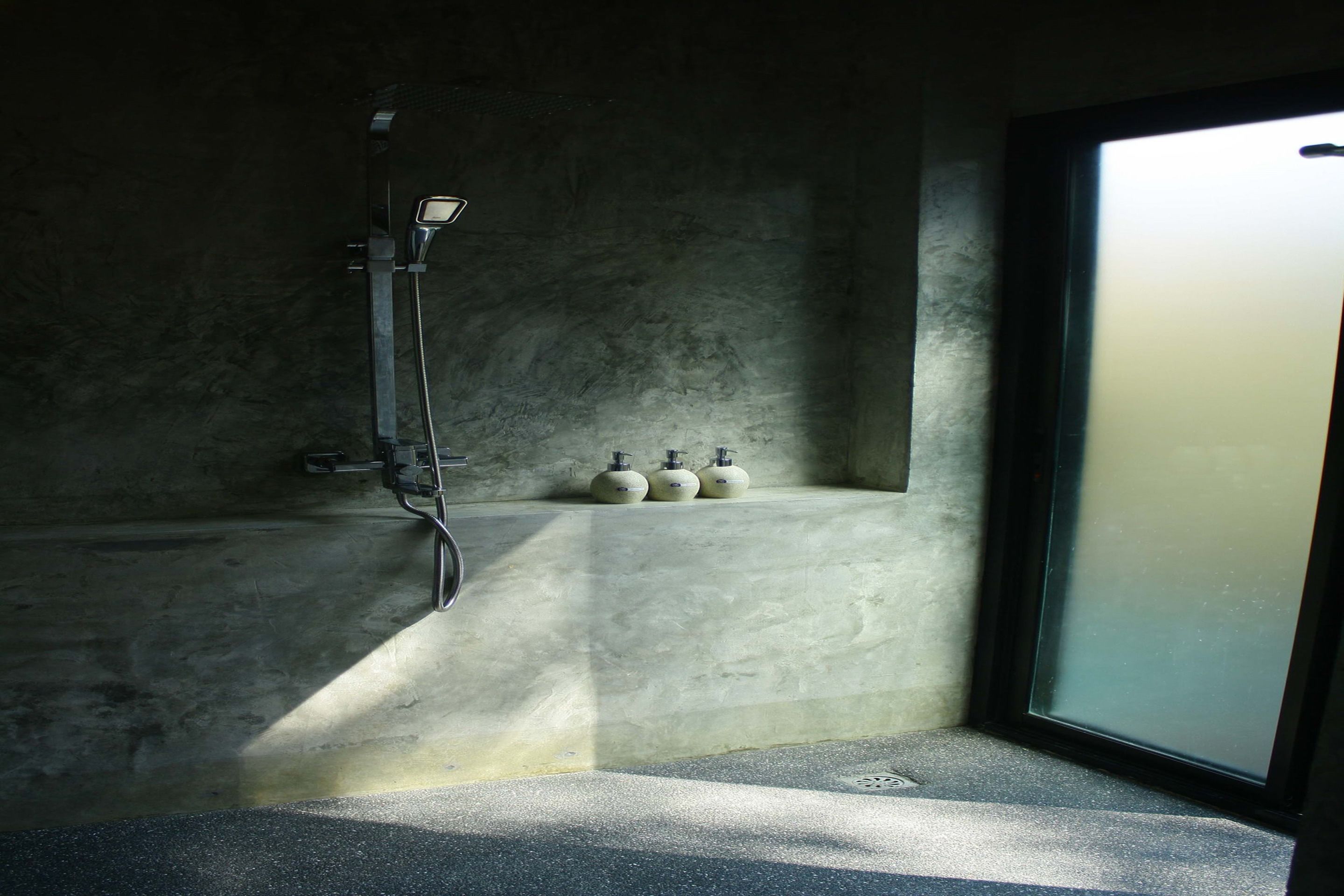 free toiletries, hair dryer, slippers, bidet