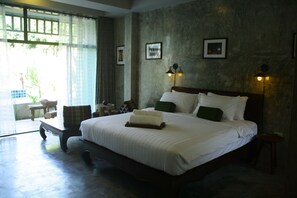 In-room safe, blackout curtains, free WiFi - Arun Rawee (Chiang Mai)