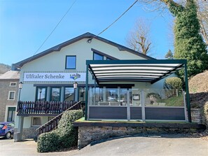 Front of property - Hotel Ulftaler Schenke (Burg-Reuland)