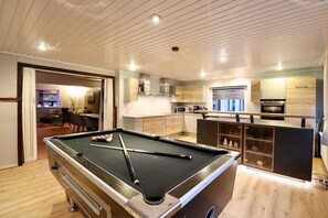 Billiards - Hotel Val de l'Our (Burg-Reuland)