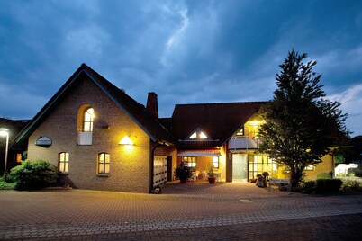 施内沃格特伽尼酒店