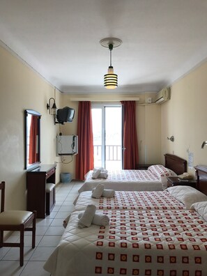 Triple Room, Beach View | Soundproofing, free WiFi - Hotel Lito (Tinos)