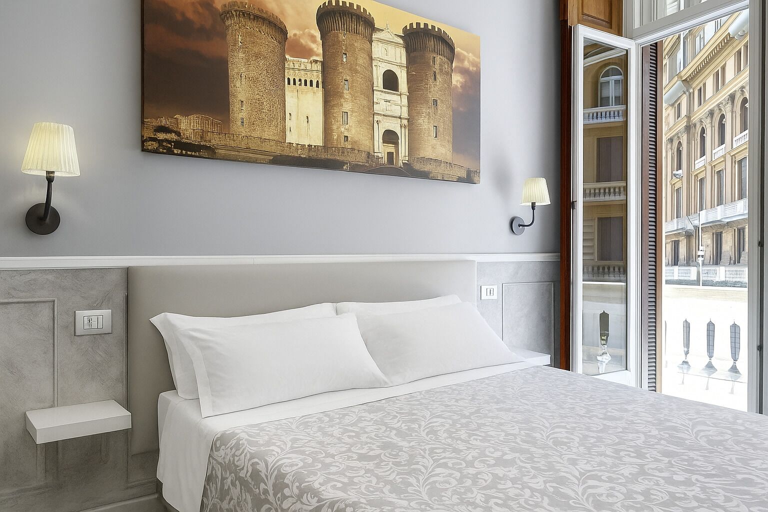 Foto - Piazza Bovio 22