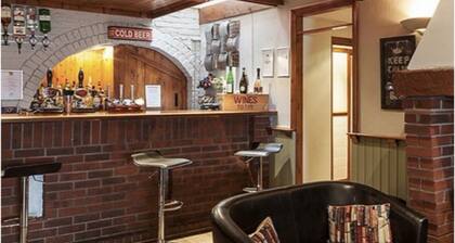 The Gower Hotel