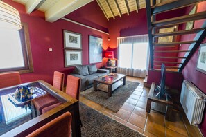 Minibar, caja de seguridad en la habitación y cortinas blackout 