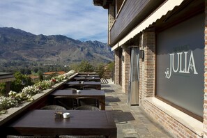 Local cuisine - Hotel Balcón De La Cuesta (Llanes)
