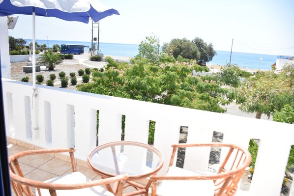 Zweibettzimmer, Balkon, Meerblick | Strand-/Meerblick