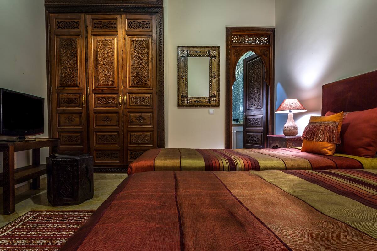 1 habitación y ropa de cama de alta calidad