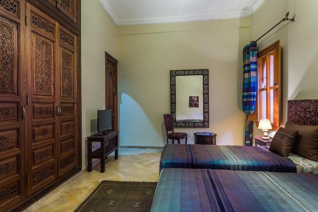 Deluxe Suite, 1 King Bed | Premium bedding, in-room safe, individually decorated