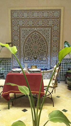 Breakfast, lunch, dinner served; Moroccan cuisine - Riad Des Nations (Marrakech)