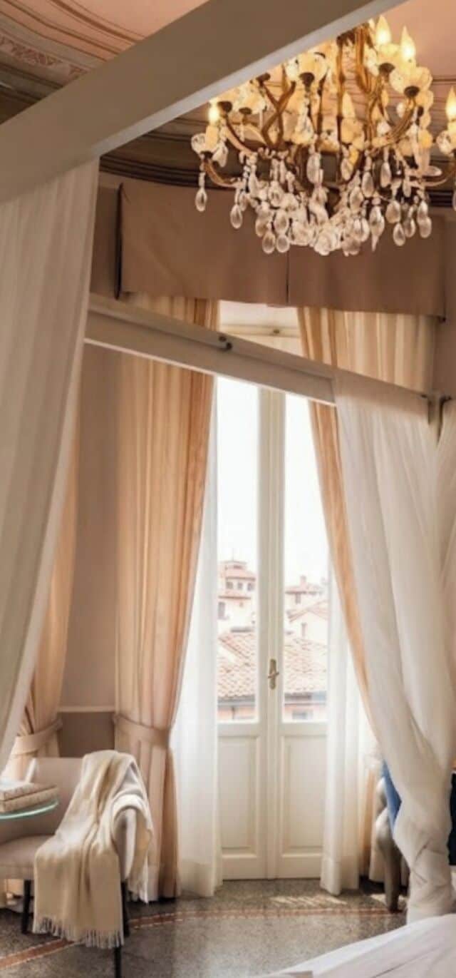 Deluxe Double Room | Down duvets, minibar, in-room safe, desk