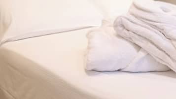 Classic Double Room | Down duvets, minibar, in-room safe, desk