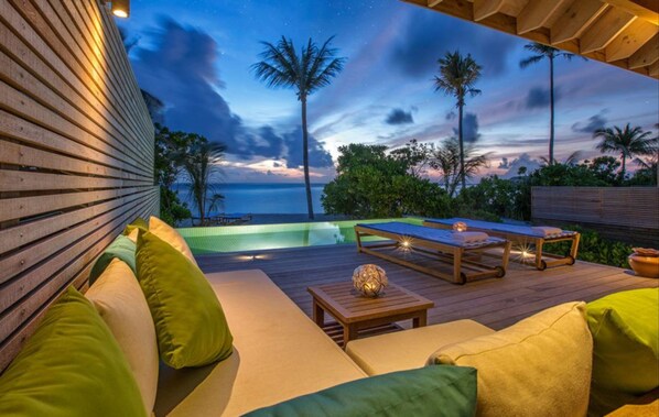 Villa (Beach Sunset Pool)