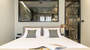 Villa, 1 Bedroom, Private Pool | 1 bedroom, premium bedding, in-room safe, individually decorated