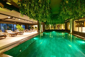 Outdoor pool, pool umbrellas, pool loungers - Jasmin Elite Residence & SPA (Bodrum)