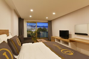 Studio Room with Seaview | 1 soverom, sengetøy av topp kvalitet, safe på rommet og skrivebord