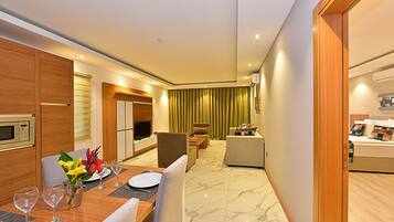 One bedroom Apartment Pool or Garden View