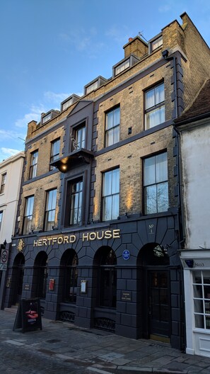 Ingresso della struttura