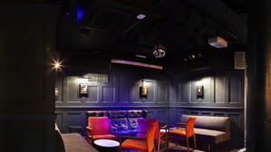 Bar (on property) - Hertford House (Hertford)
