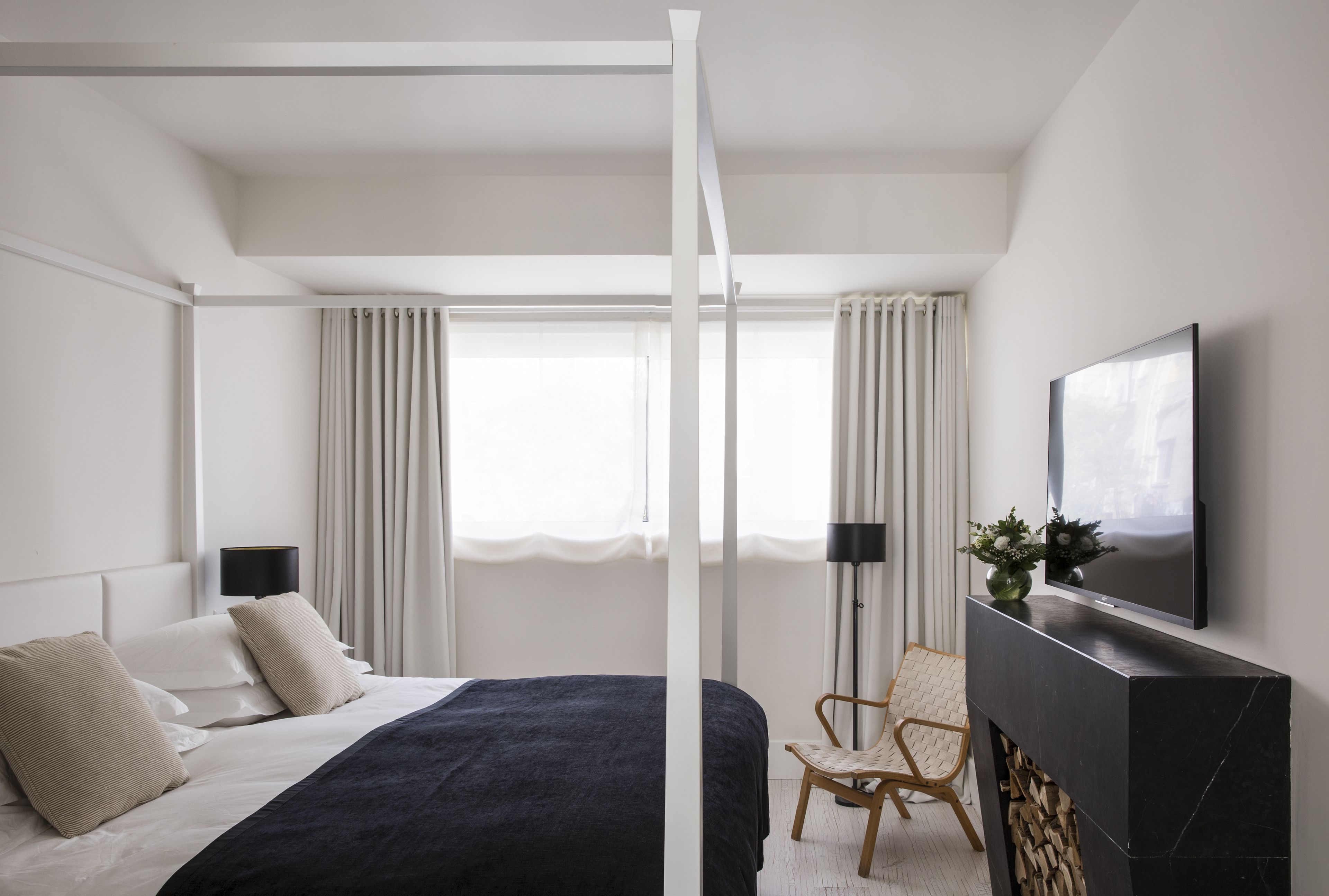 grand deluxe | frette italian sheets, premium bedding, minibar, in-room safe