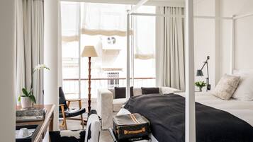 Urban Loft With Balcony | Ausblick vom Zimmer