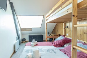 Family Triple Room, Ensuite, Mountain View (Chambre 6 (3 pers))