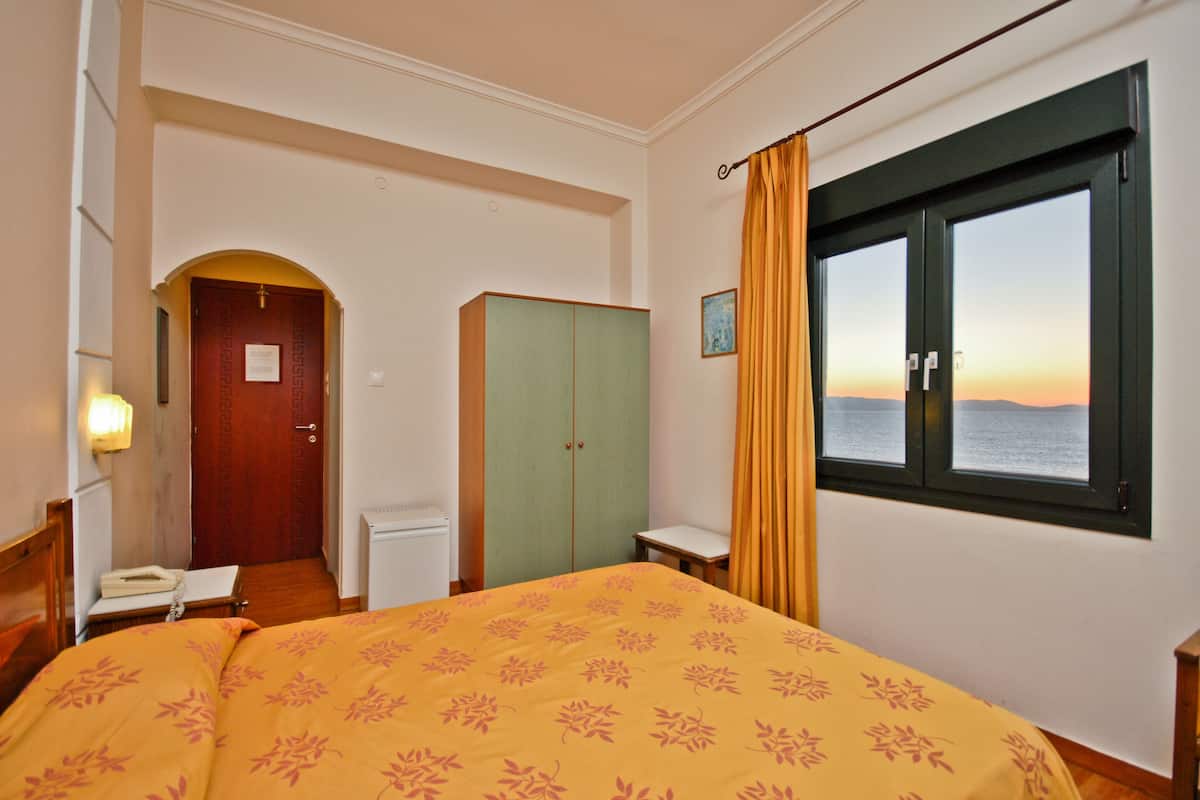 Standard Room (Port view)