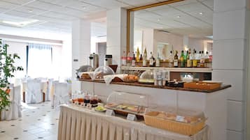 Daily buffet breakfast (EUR 10 per person)