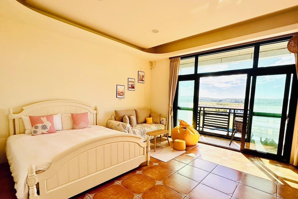 Kamar Double Bulan Madu, balkon | Seprai premium, didekorasi berbeda-beda, dan tirai kedap cahaya