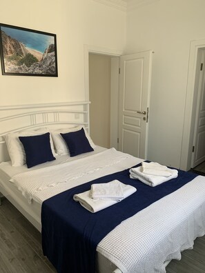 Habitación doble | Sábanas de algodón egipcio y ropa de cama de alta calidad