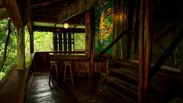 Romantic Room, Balcony, Mountain View | Free WiFi, bed sheets